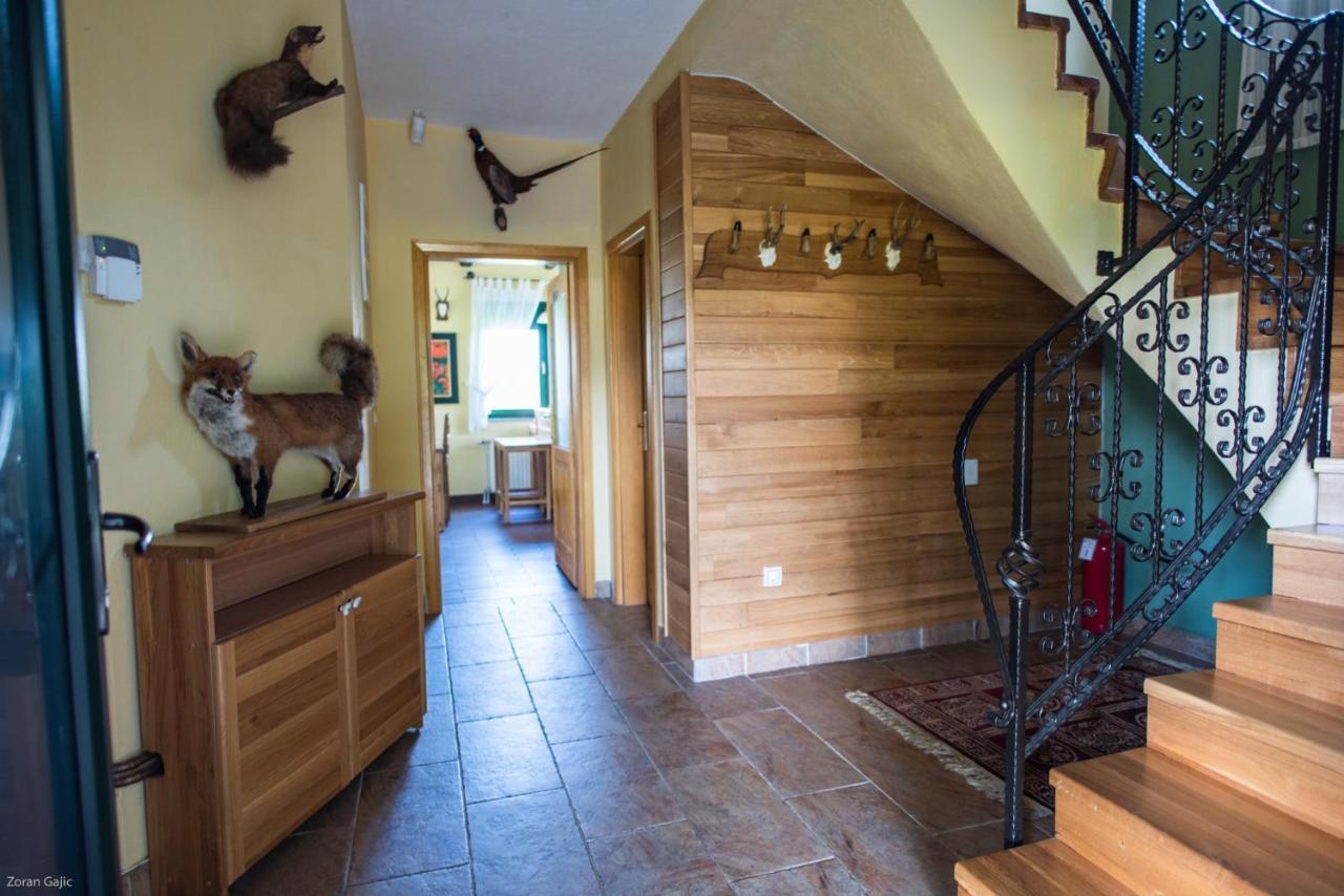 Hotel & Distillery Monogram Gradac  Kültér fotó